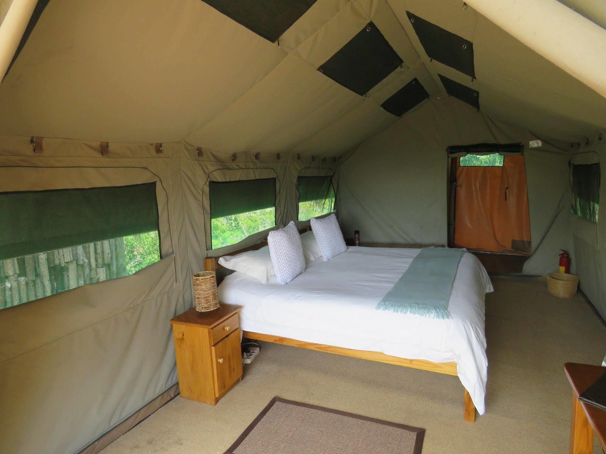 Woodbury Tented Camp - Reserva de Amakhala Exterior foto